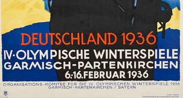 Hohlwein ist als Plakatkünstler bis heute populär. Die Schriftarbeit an sich ist auch hier wieder geschmacksneutral – aber natürlich, der gereckte Arm! Im „Nationalsport“ treibt man zuweilen ein seltsames Spiel. In dem Zusammenhang sei daran erinnert, dass die deutsche Fußballnationalmannschaft noch 1978, während der WM, in Argentinien Altnazis besucht hat. Ahnungslos? Vor der brutalen Militärjunta verschloss damals die ganze Welt die Augen.